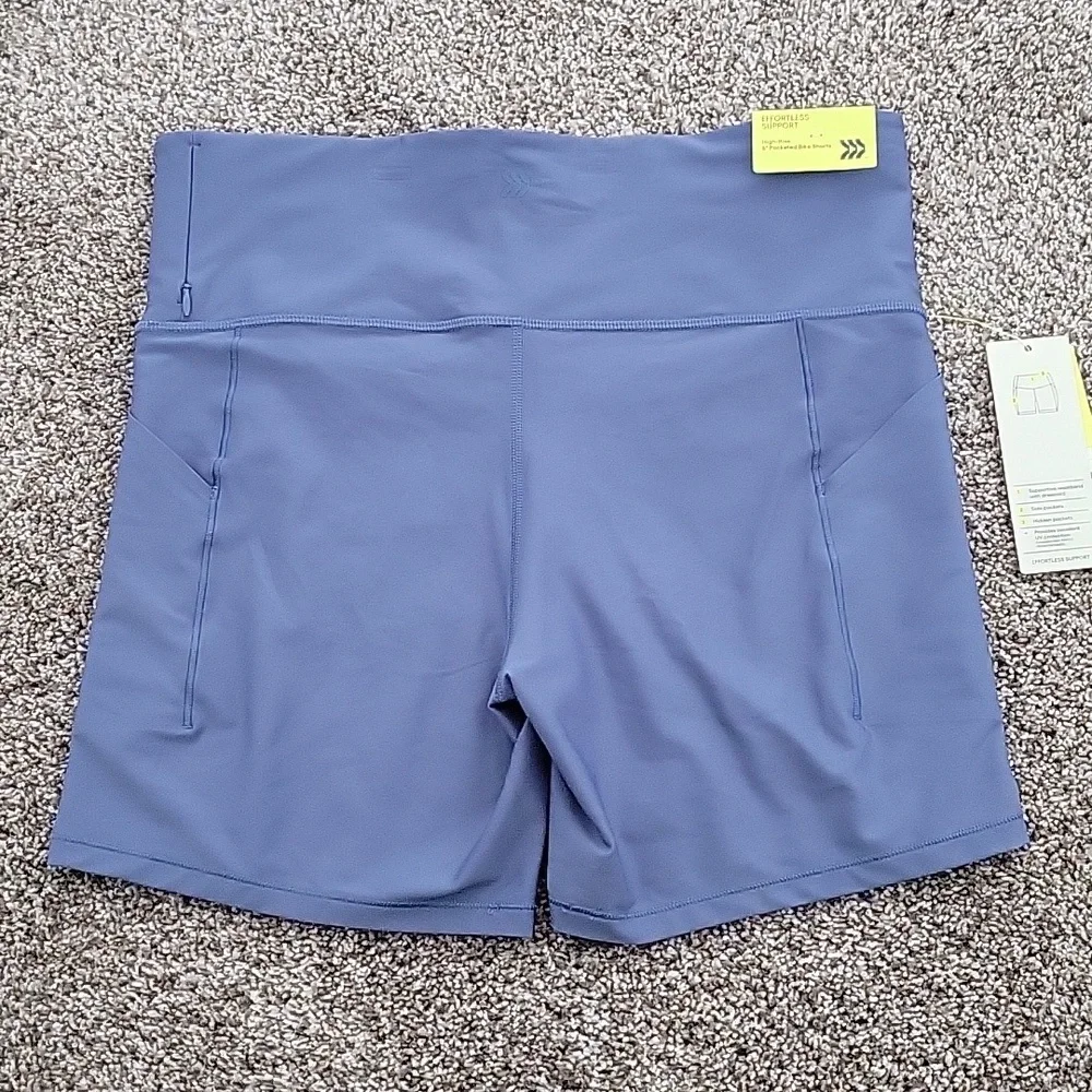 NWTWomen's Effortless Support High-Rise Pocketed Bike Shorts 6" - All In Motion™ - Picture 5 of 5